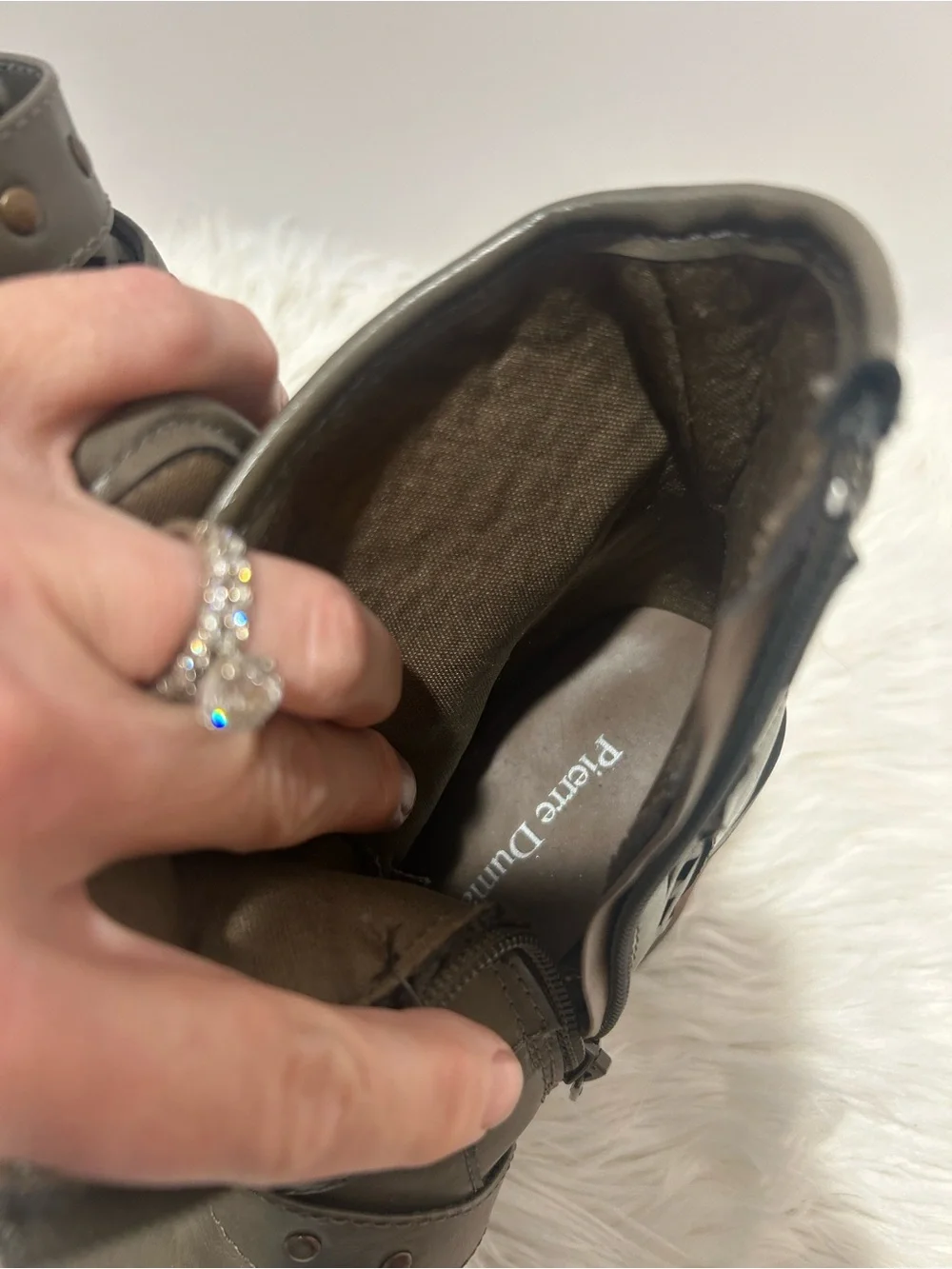 Pierre Dumas Sz 7 Women’s Gray Strap Ravenna Heel Booties